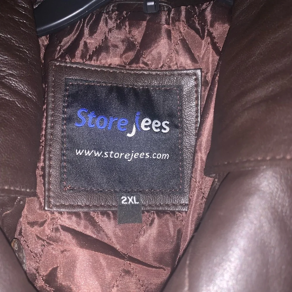 STOREJEES MENS TRUCKER LEATHER JACKET. - Picture 3 of 6